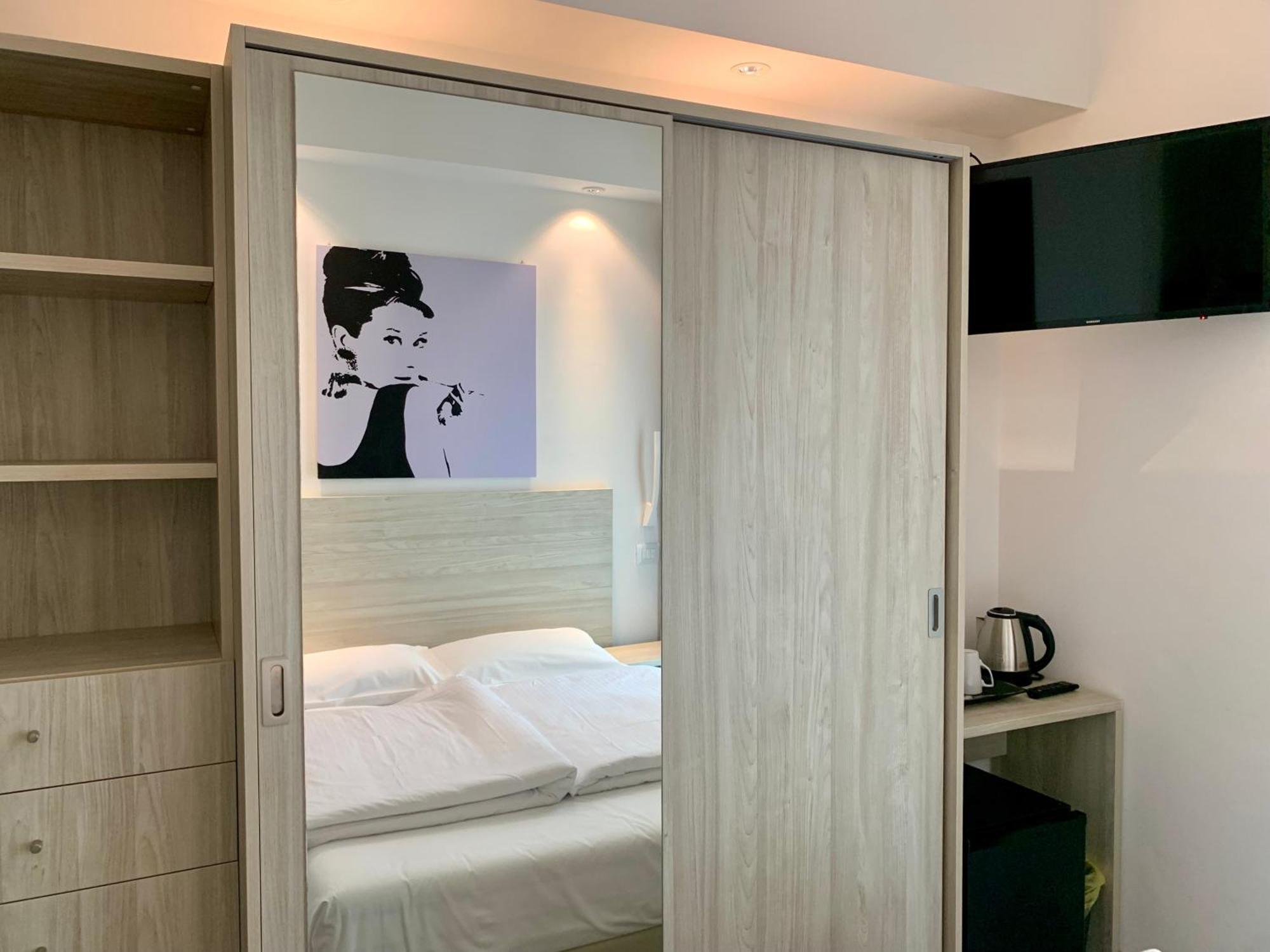 Hotel Italia Garda  Luaran gambar